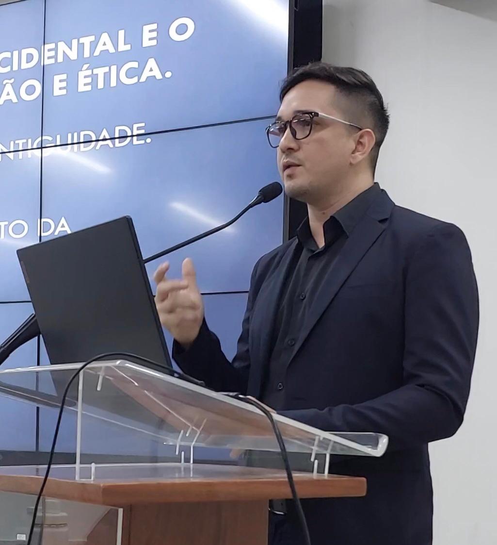 Francisco Eliandro de Sousa Nascimento