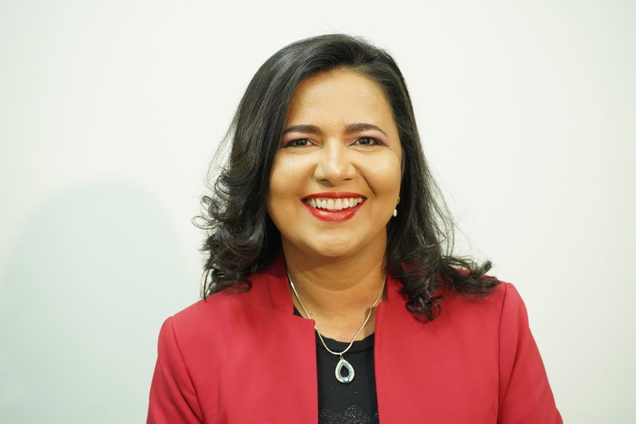 Chrislene Carvalho dos Santos Pereira Cavalcante