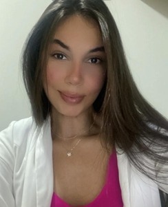 Vithória Alves de Moura