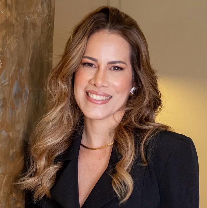 Eveline Valeriano Moura Linhares