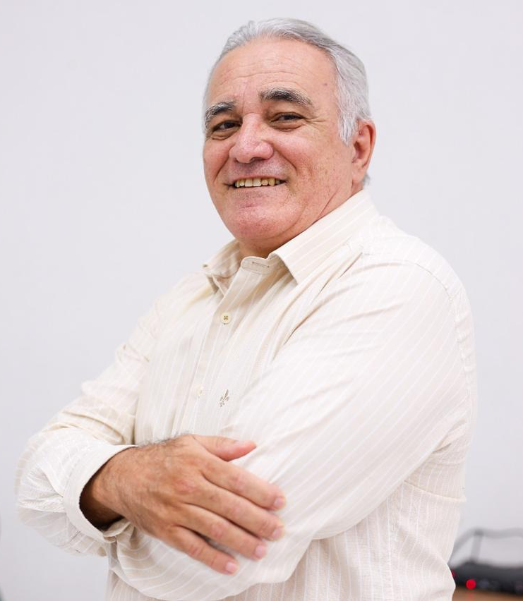 Prof. Dr. Francisco Freitas Gurgel Júnior