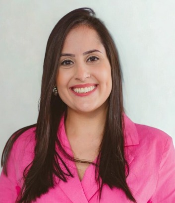 Profa. Bárbara Maria Varela Freires